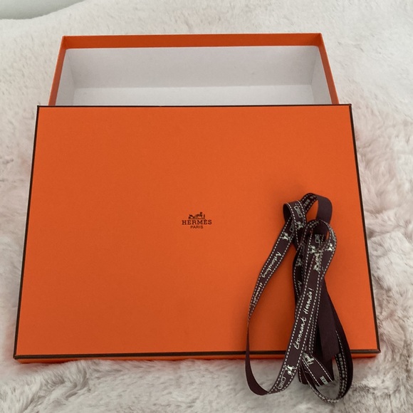 HERMES | Empty Authentic Box + Ribbon - Picture 9 of 9